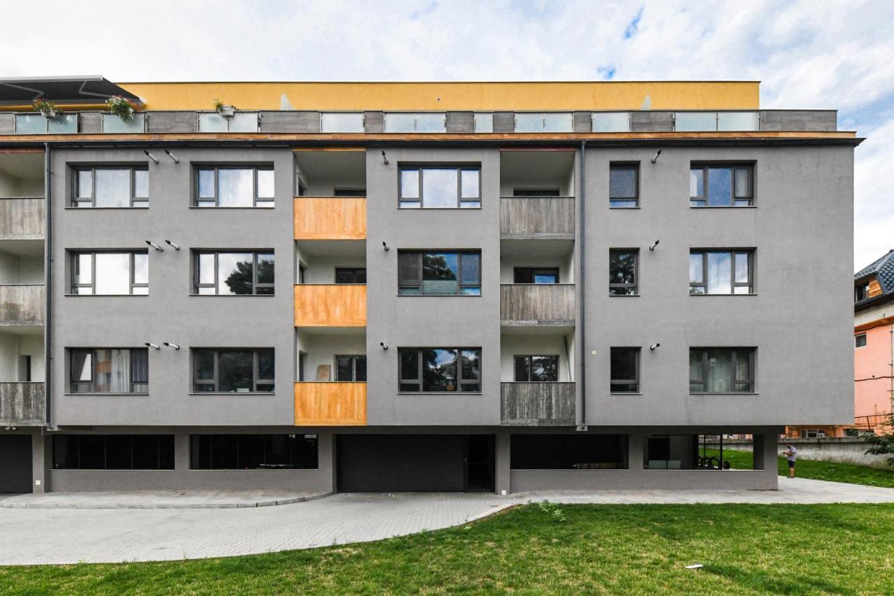 Modern Apartment In A Quiet Area Cluj-Napoca Exteriör bild