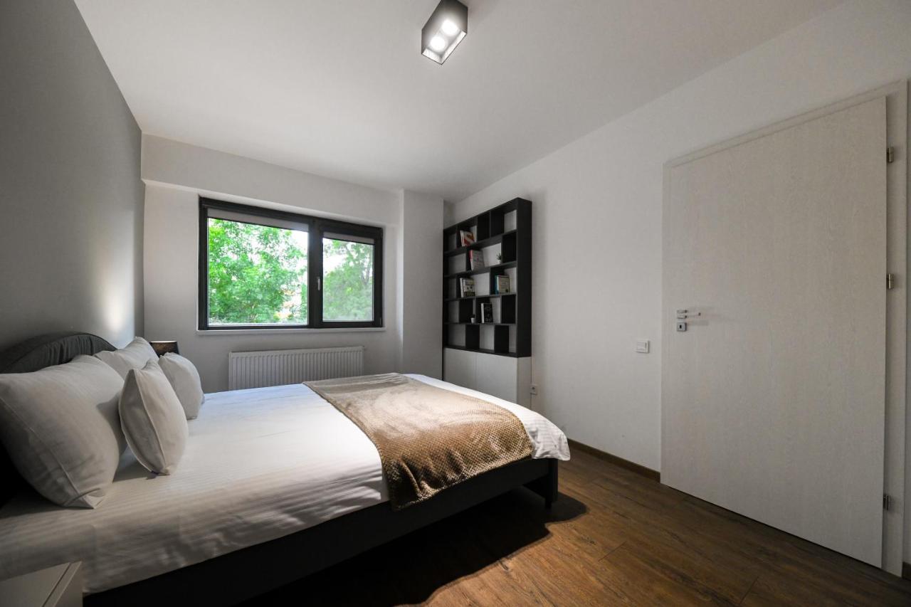 Modern Apartment In A Quiet Area Cluj-Napoca Exteriör bild